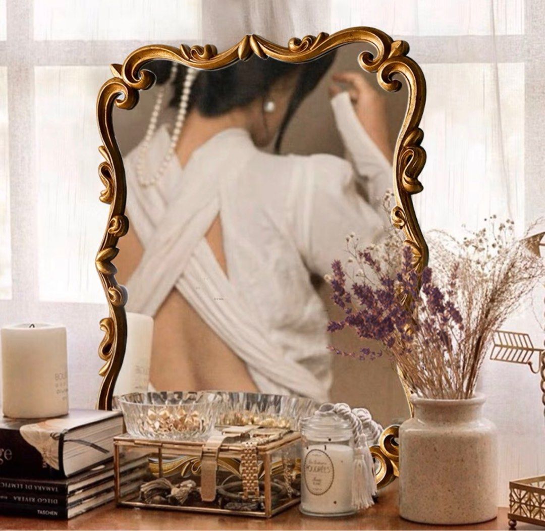 GWENE Accent Wall Mirror