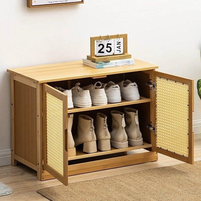 HALSTON Rustic Rattan Shoe Bench