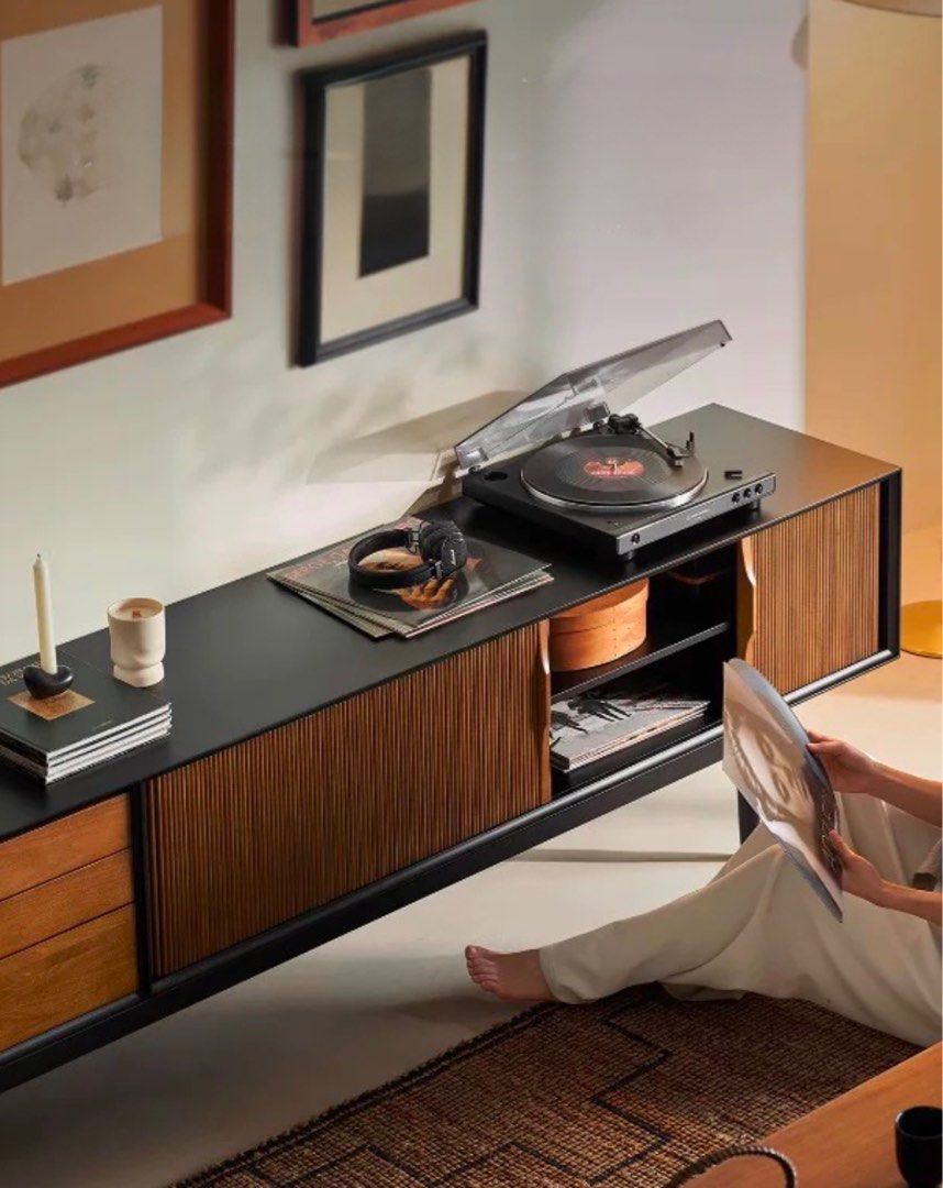 MUSKO Modern Solid Wood TV Console