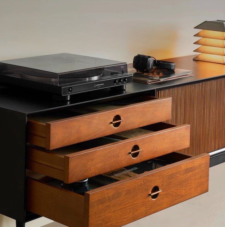 MUSKO Modern Solid Wood TV Console