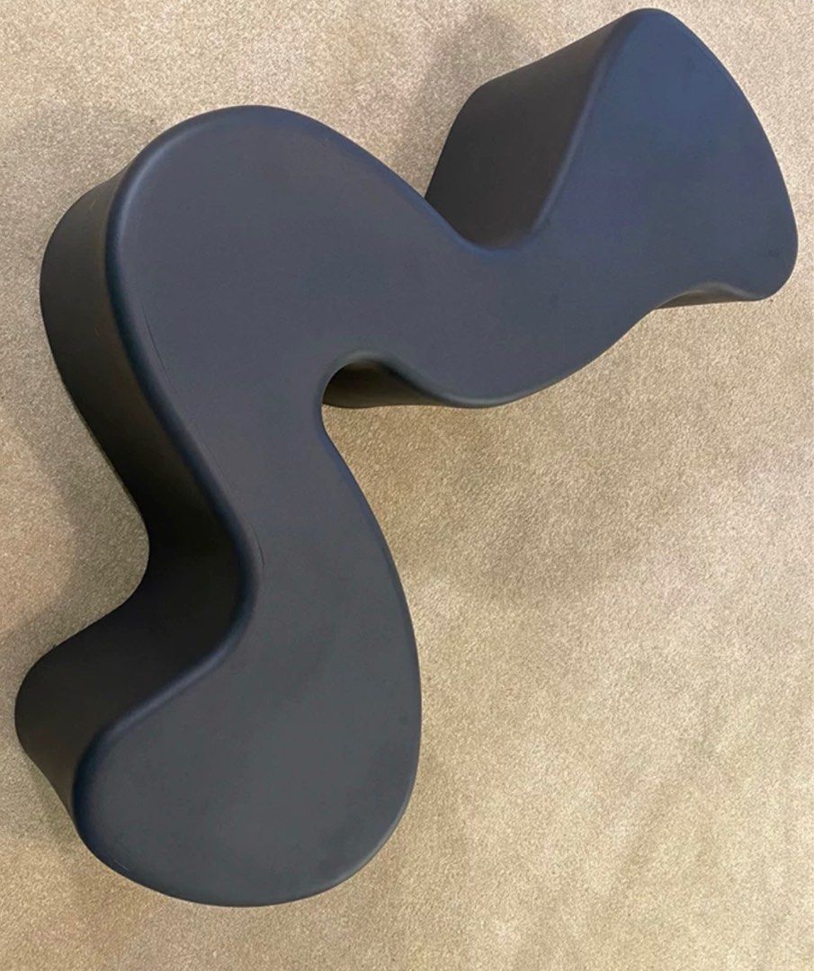 NYGAARD Modern Wavy Coffee Table