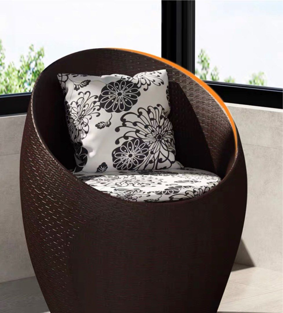 FADREN Outdoor Table & Chair Set