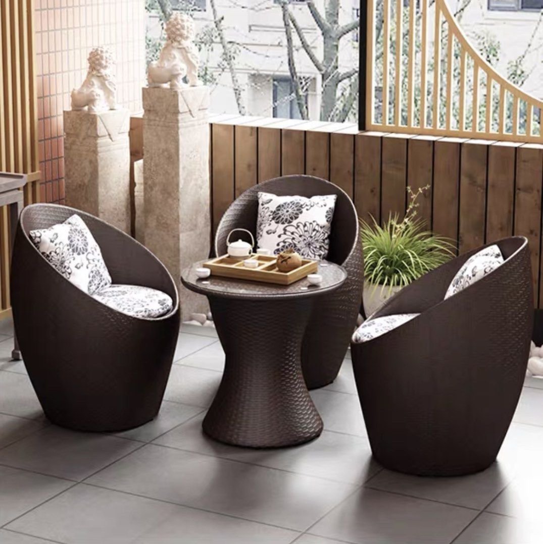 FADREN Outdoor Table & Chair Set