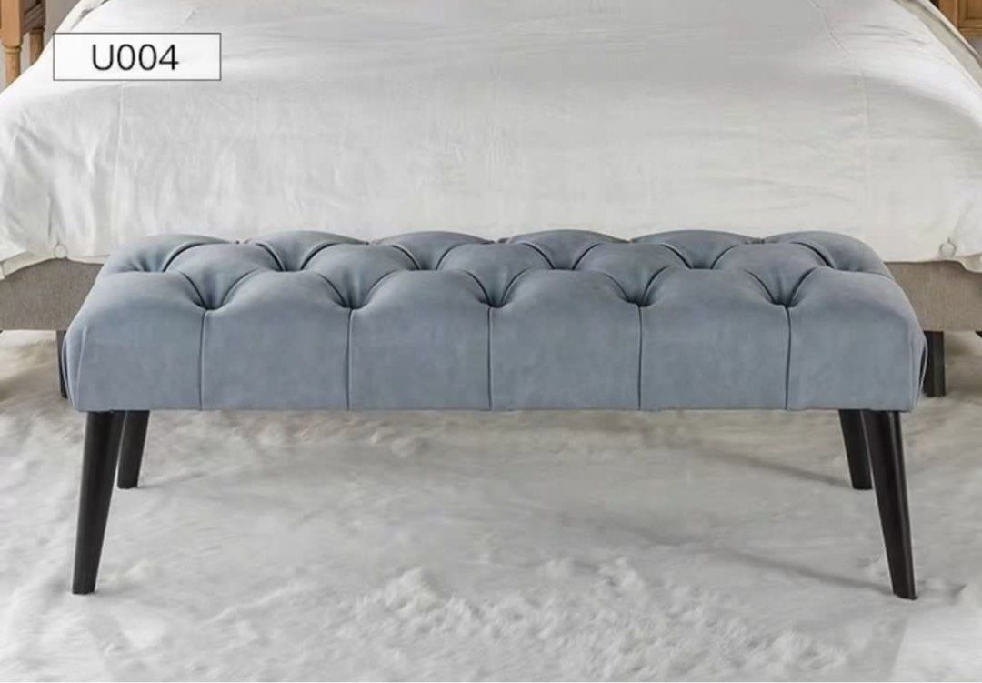 LEOPOLD Classic Tufted Bench