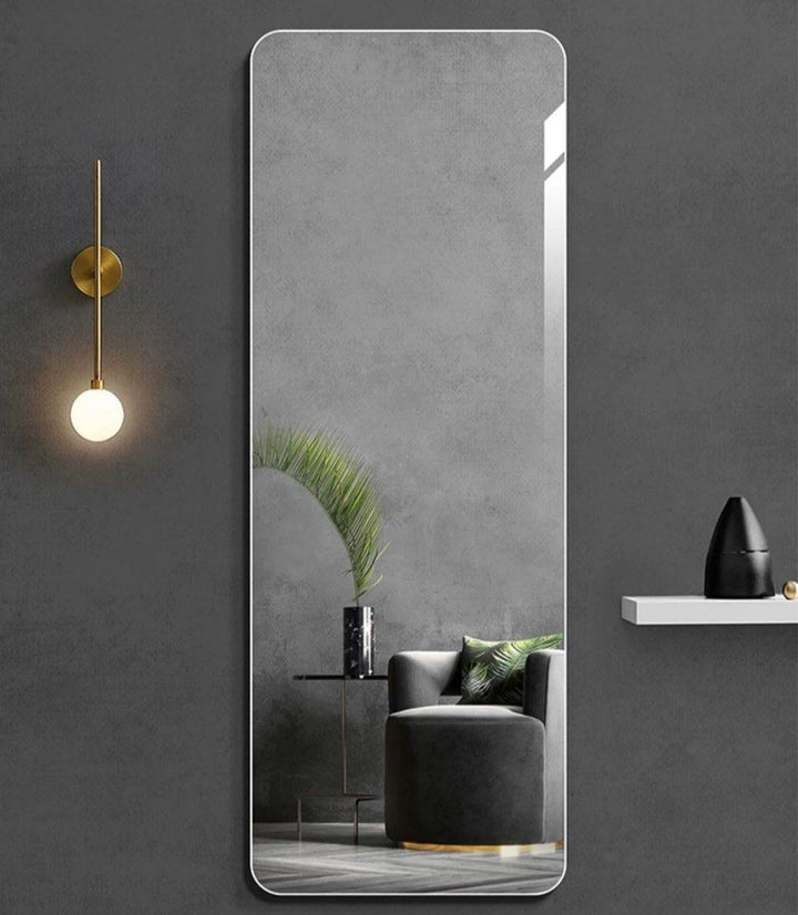 JEN Minimalistic Wall Mirror