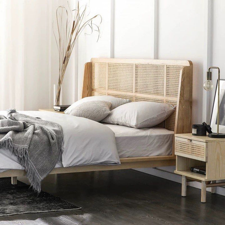JOHNA Vintage Rattan Bedframe