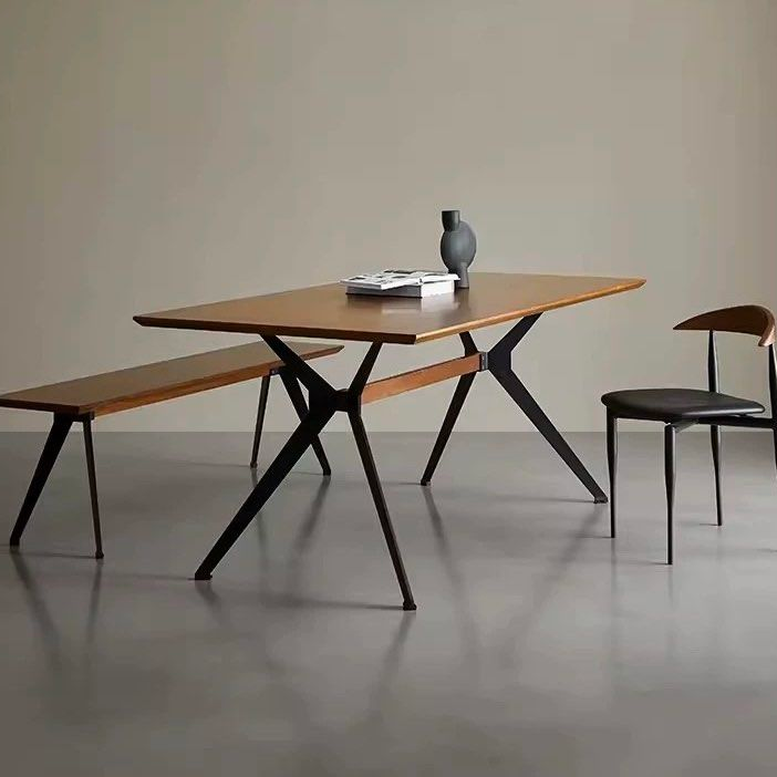 HARLOWE Modern Solid Wood Dining Table