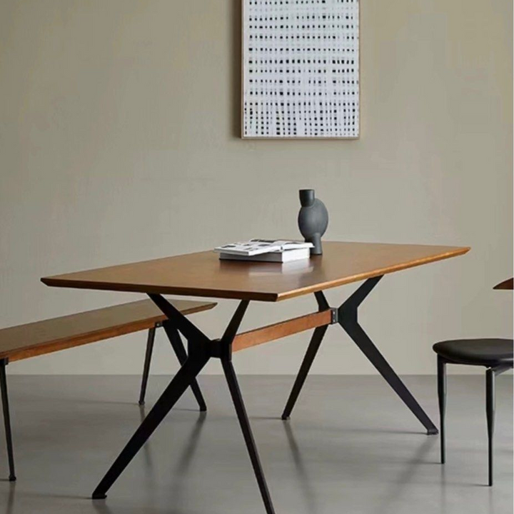 HARLOWE Modern Solid Wood Dining Table