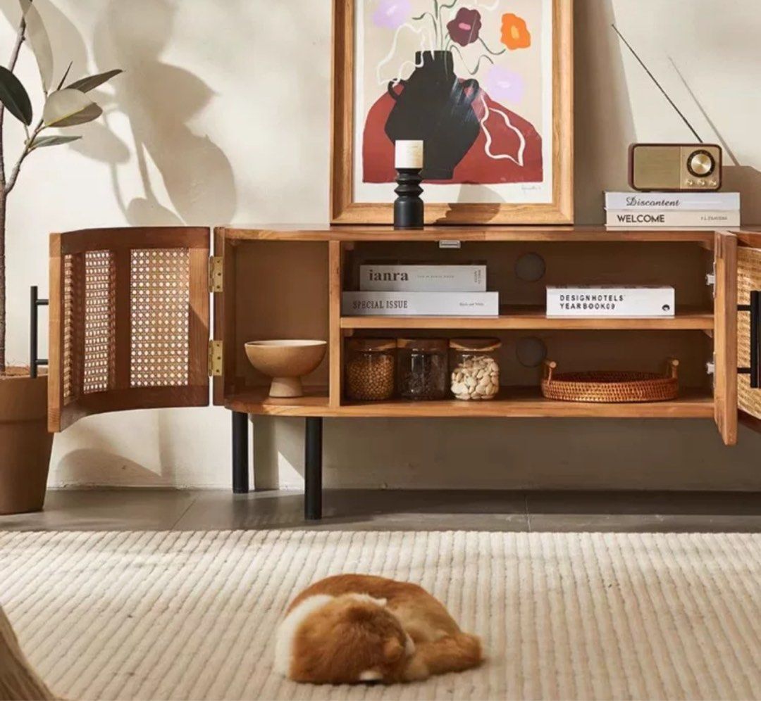 PIETT Rustic Rattan TV Console