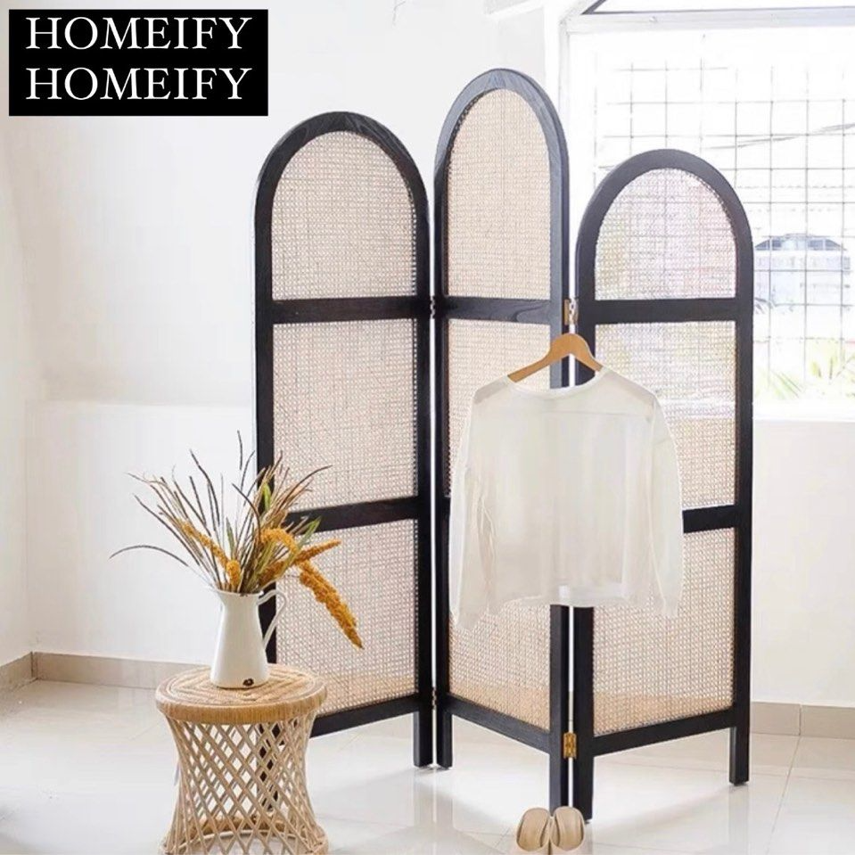 KOMA Japandi Rattan Partition