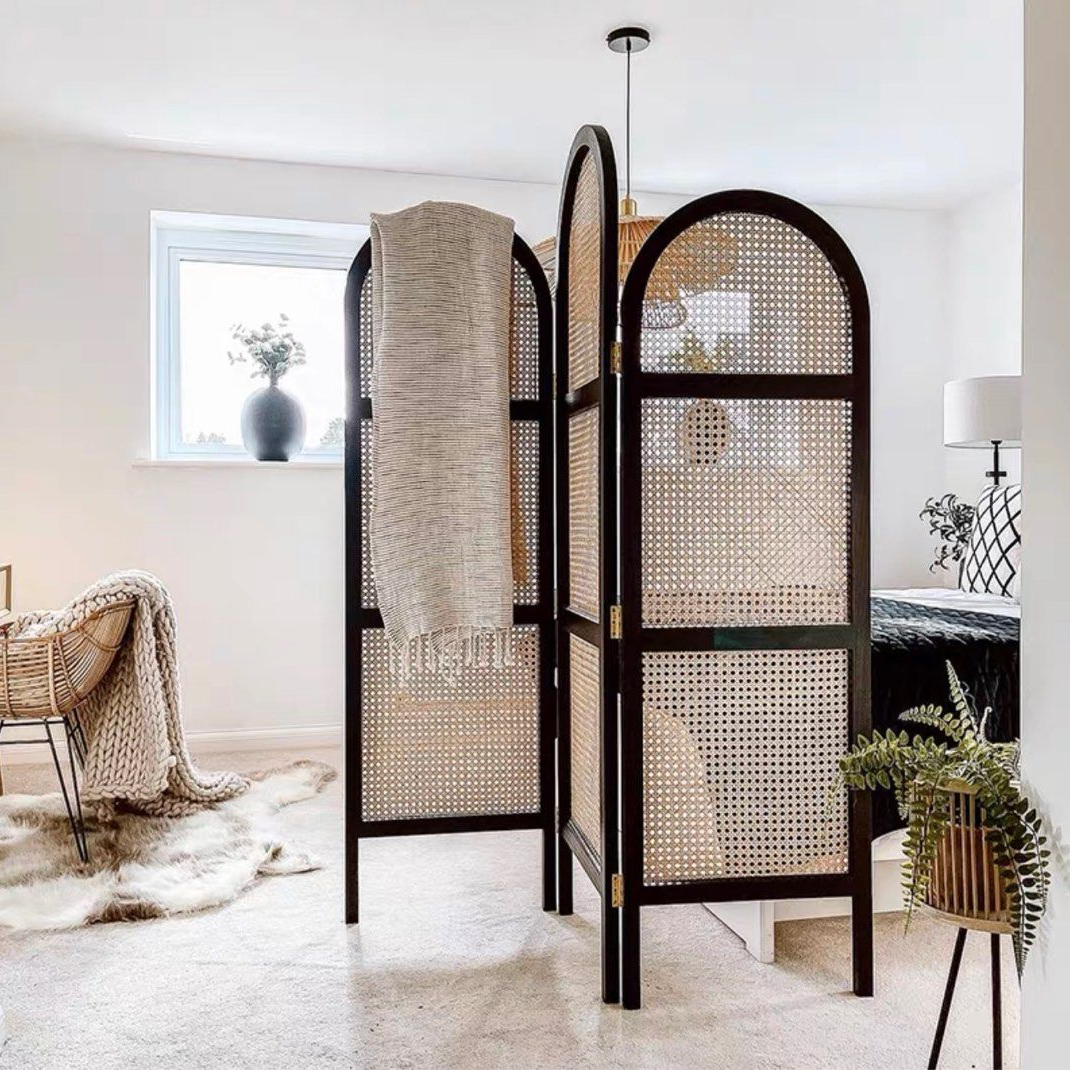 KOMA Japandi Rattan Partition