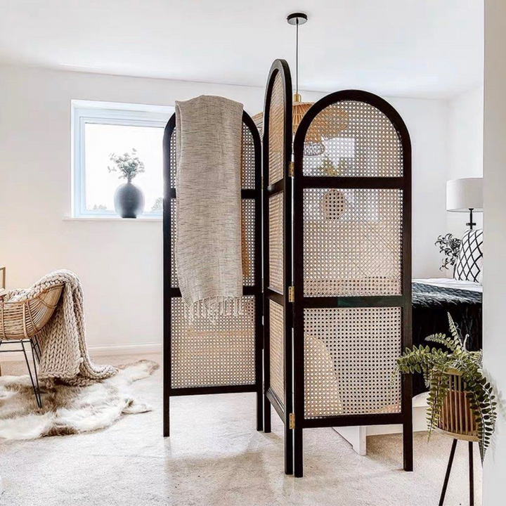 KOMA Japandi Rattan Partition