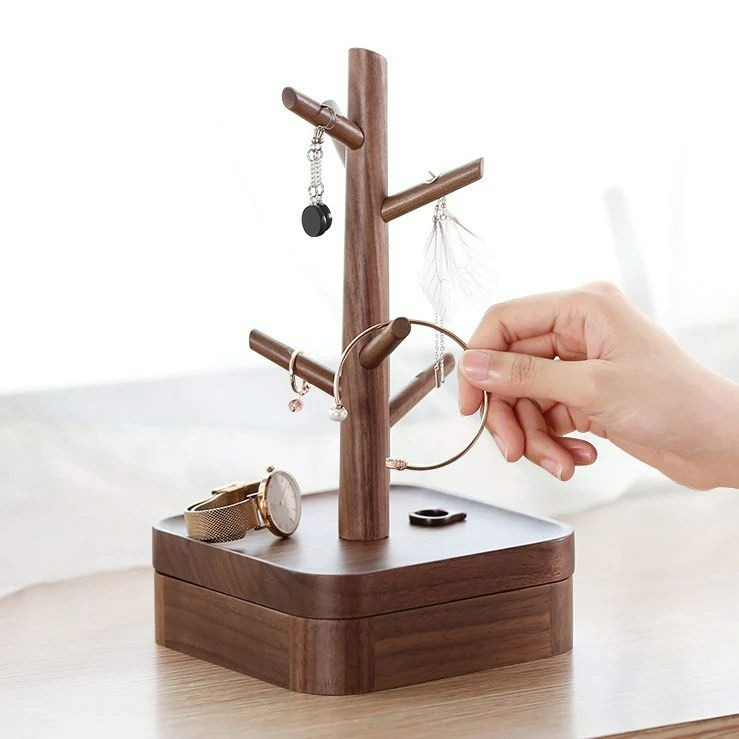 NORA Jewellery Rack – Radical Homes