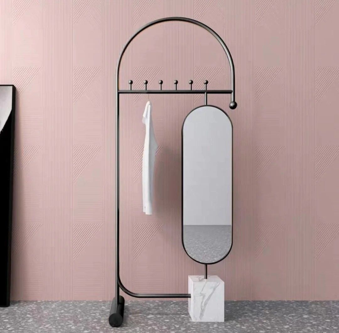 LINDY Standing Mirror Clothes Rack