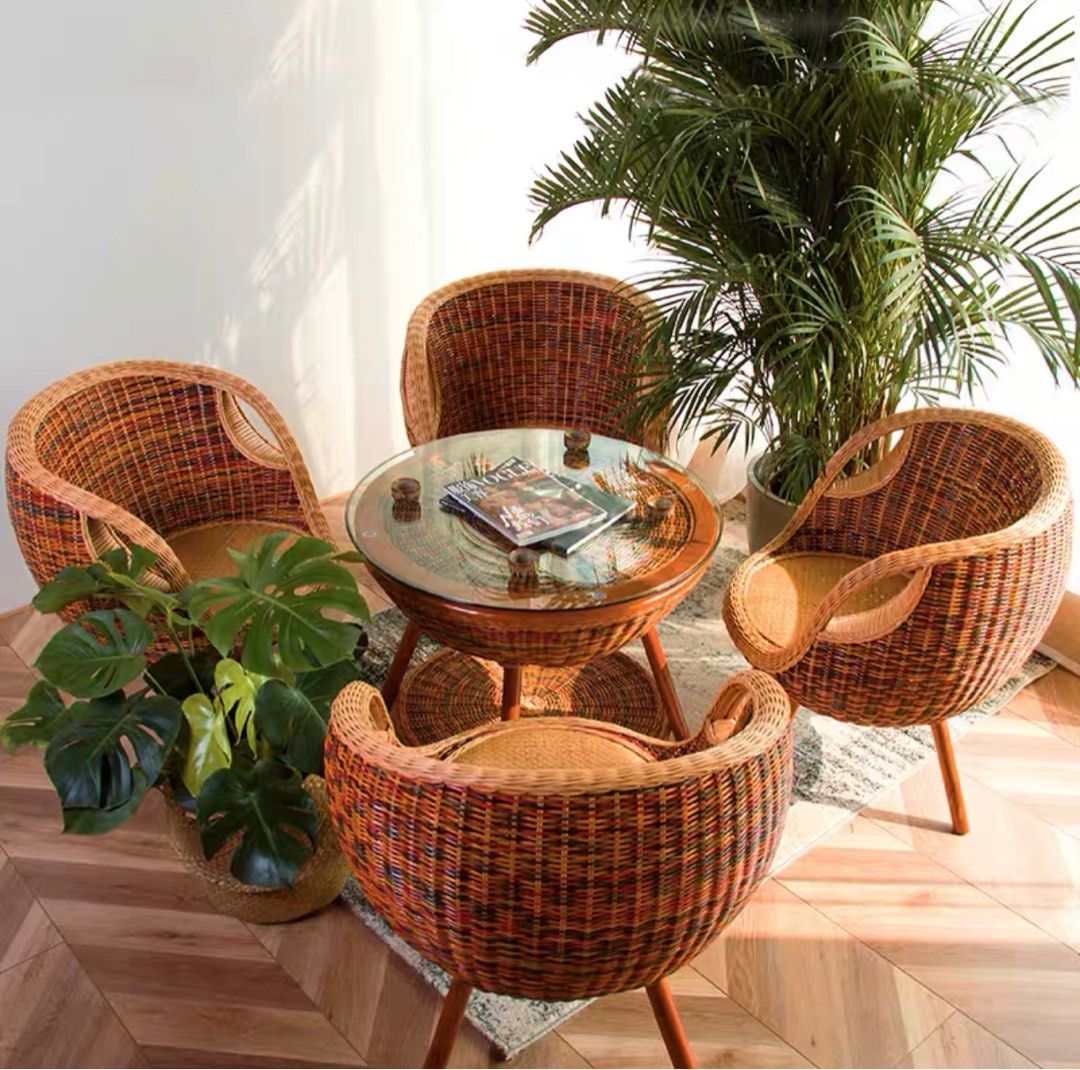 BUSRE Rustic Rattan Outdoor Chair
