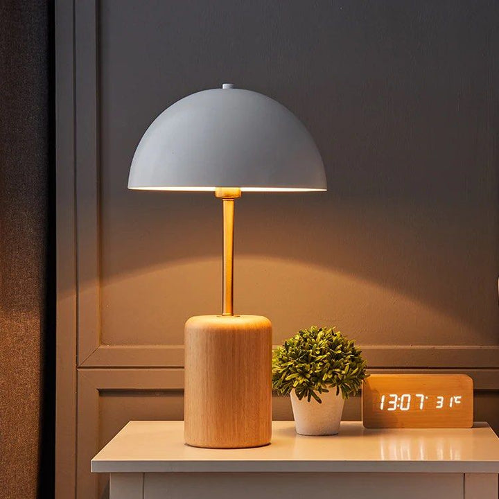 MAEST Solid Wood Table Lamp