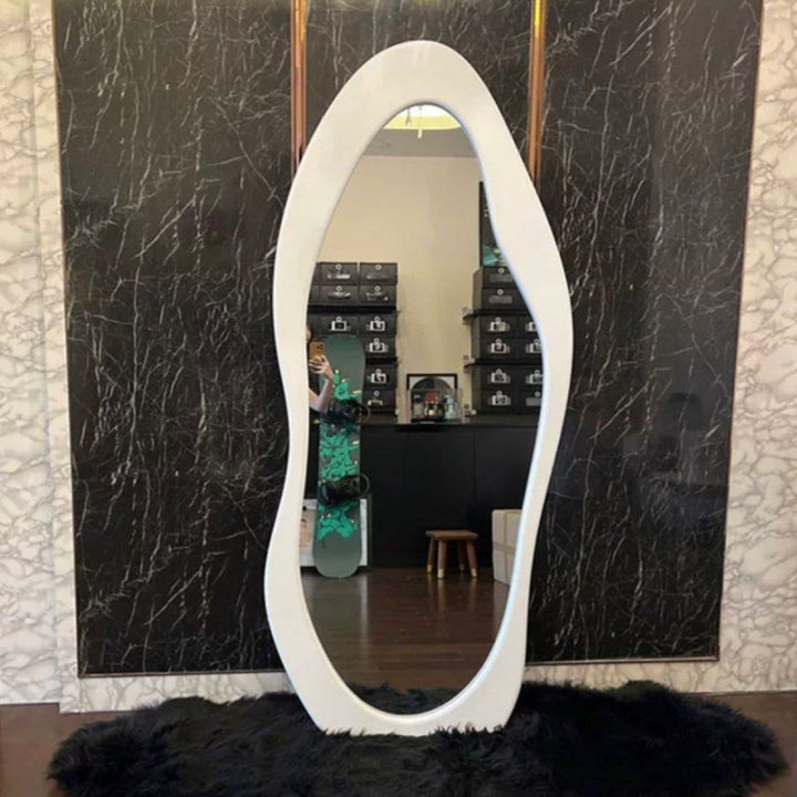 MAJORE Minimalistic Wall/Standing Mirror