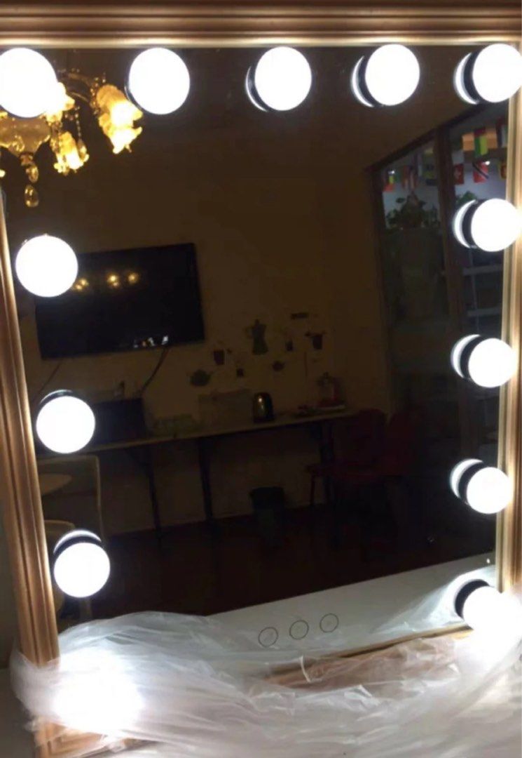 MORIE Solid Wood Spotlight Vanity Mirror