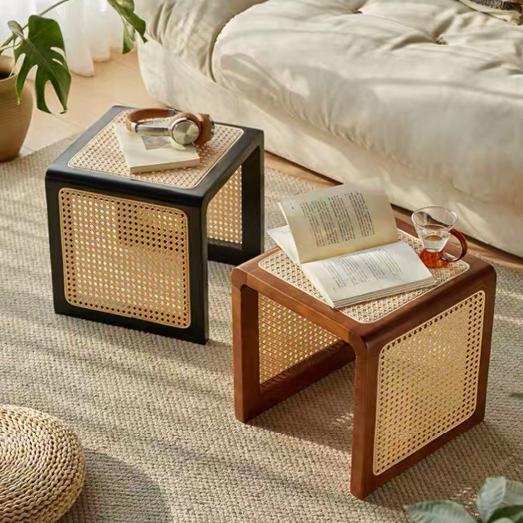 PETYR Rustic Rattan Side Table / Stool