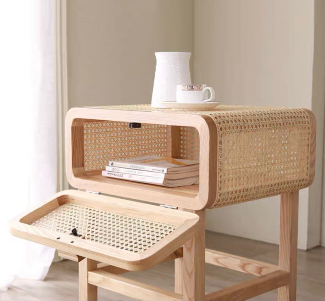 VON Rustic Rattan Bedside Table