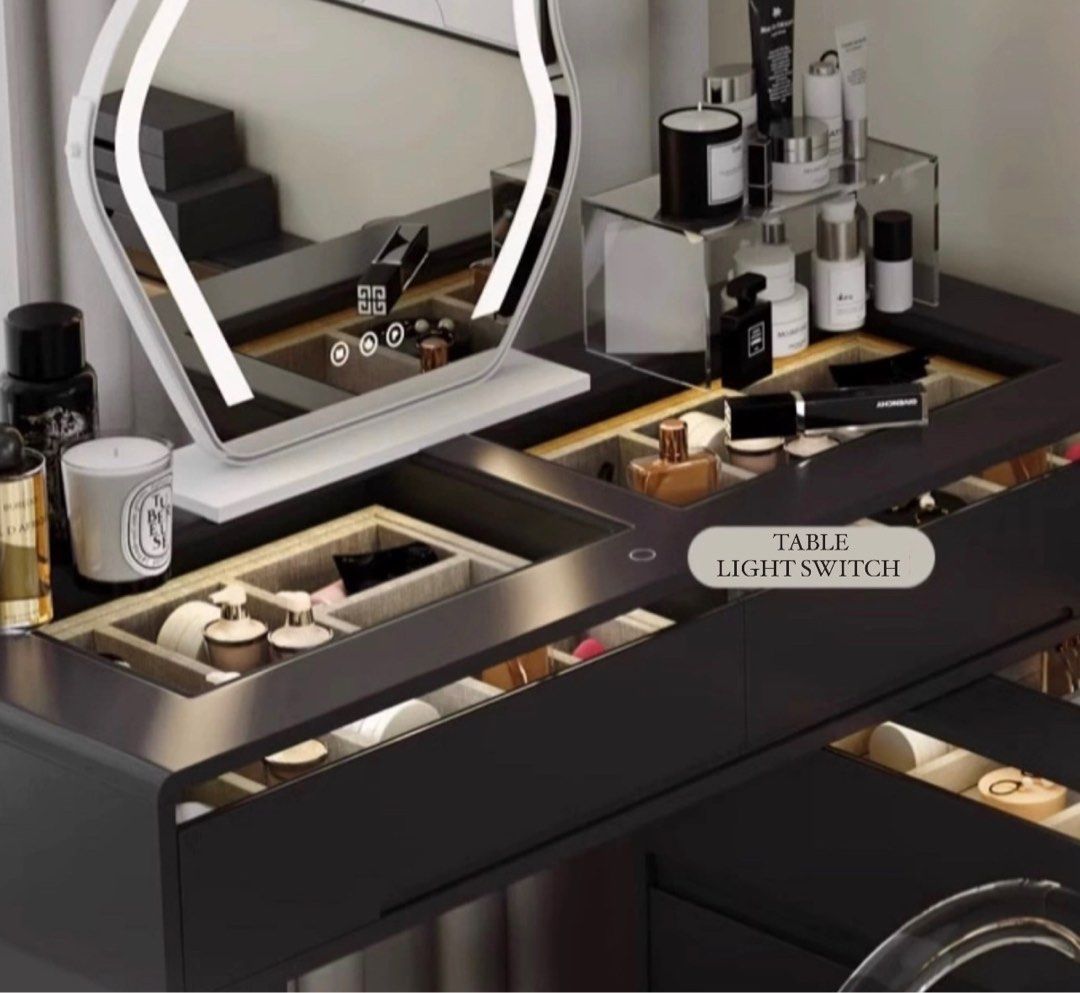NOA Modern LED Vanity Table