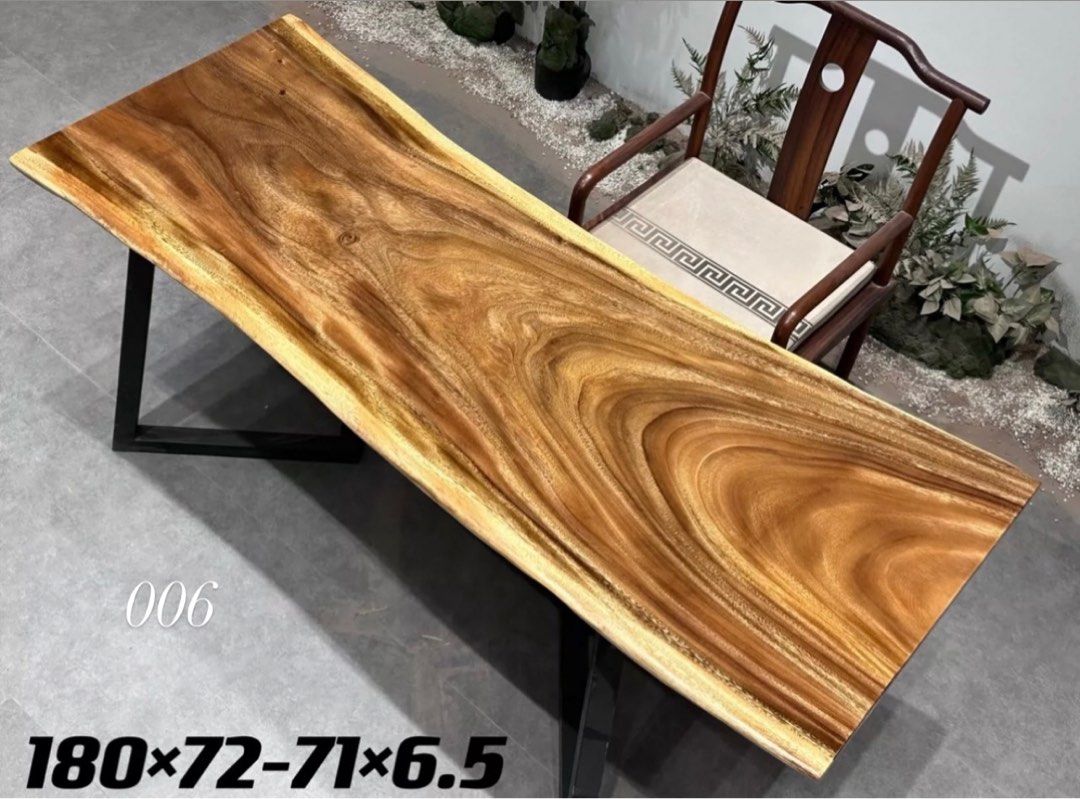 RICHARDSON Suar Wood Dining Table