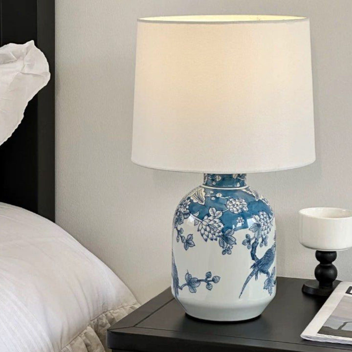 NOIVA Oriental Table Lamp