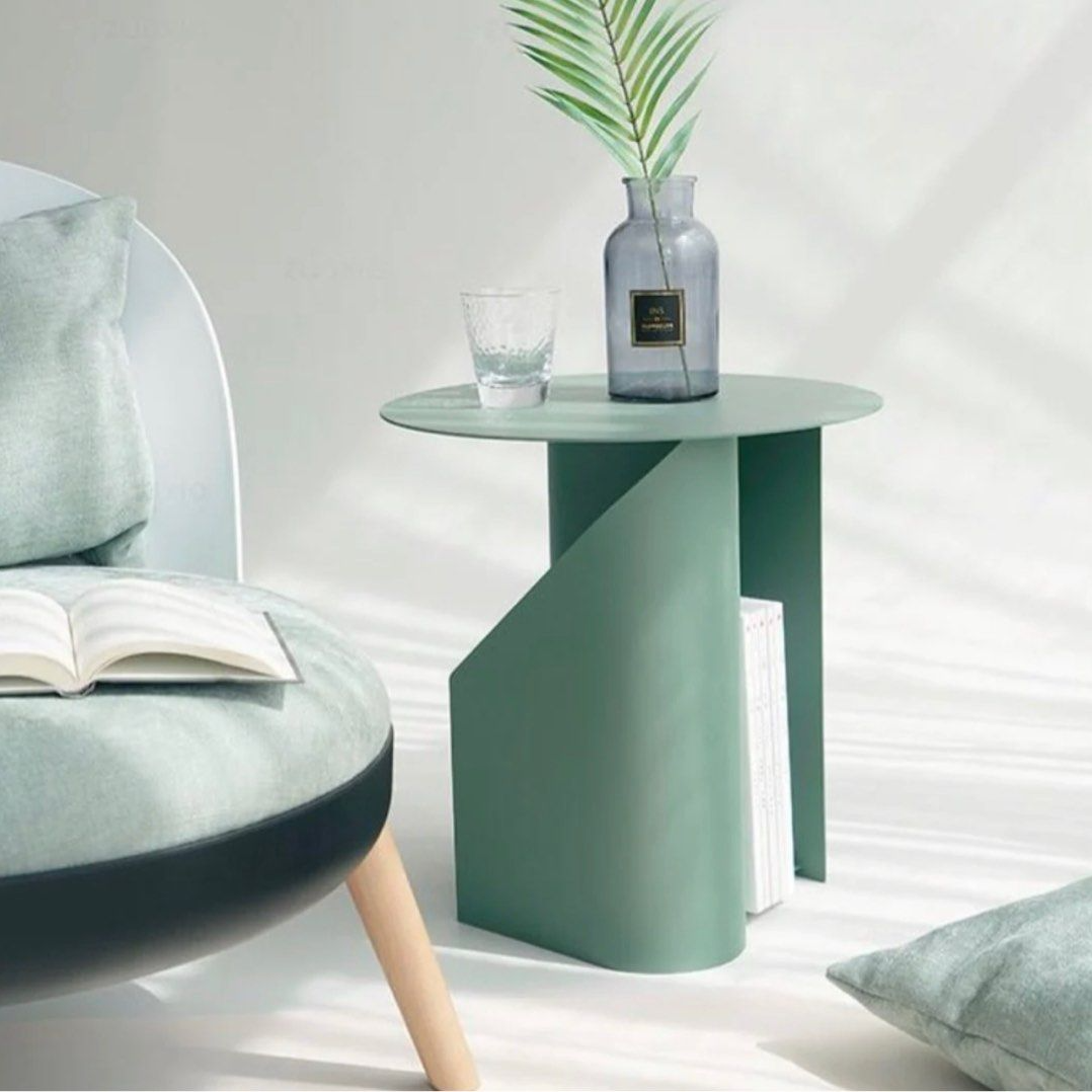 NATE Table With Storage
