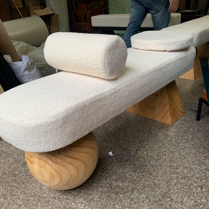BEATRIX Modern Boucle Wood Bench
