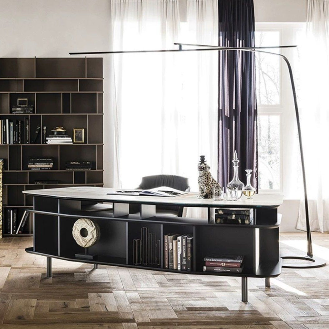 POST Minimalist Floor Lamp