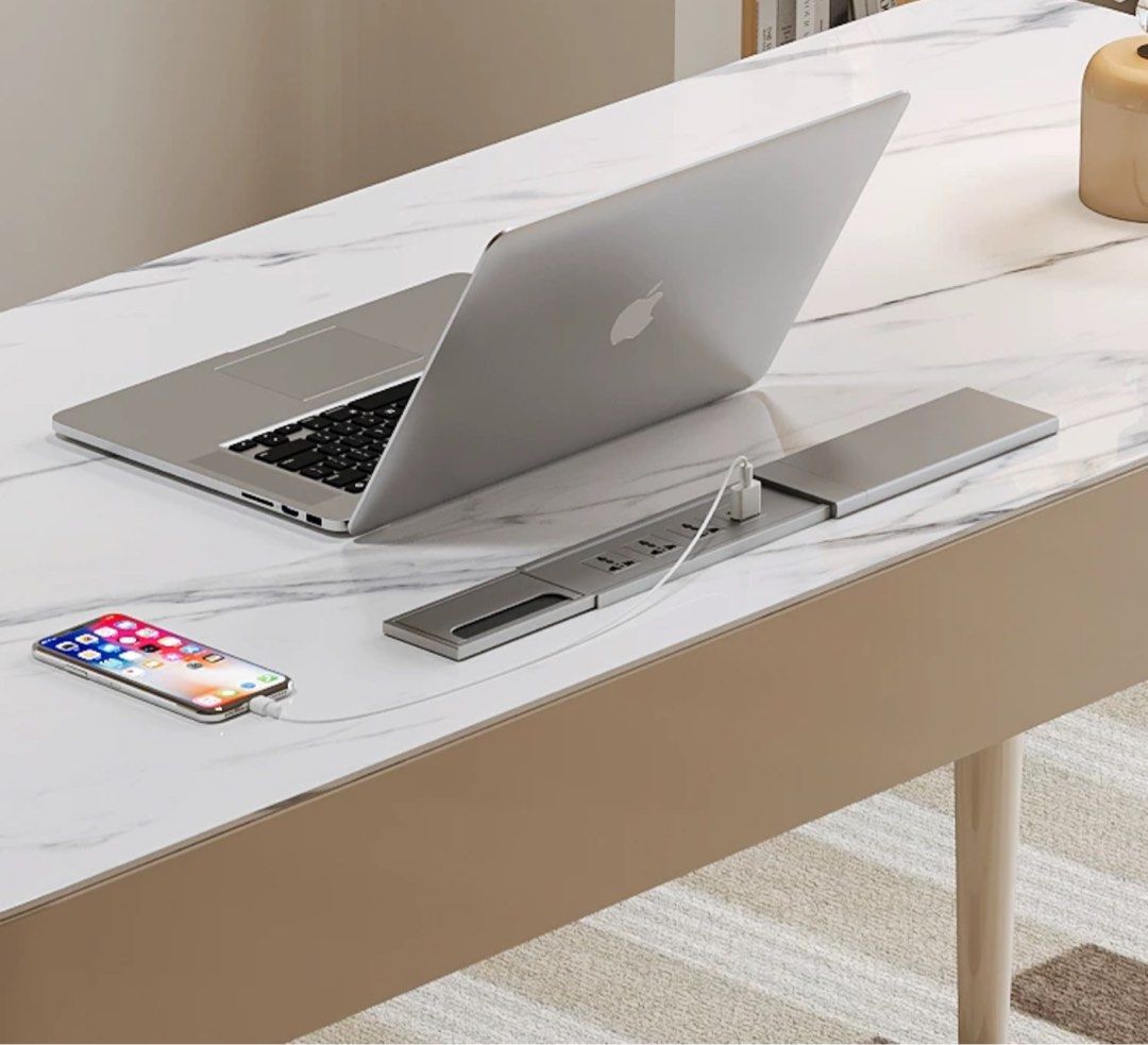 RAIZ Minimalist Study Table and Chair