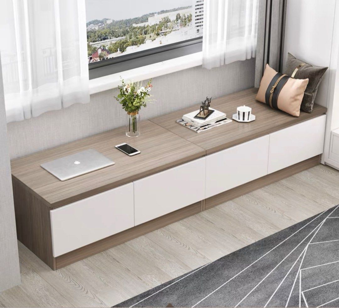 NIKO Bay Window Storage Ottoman