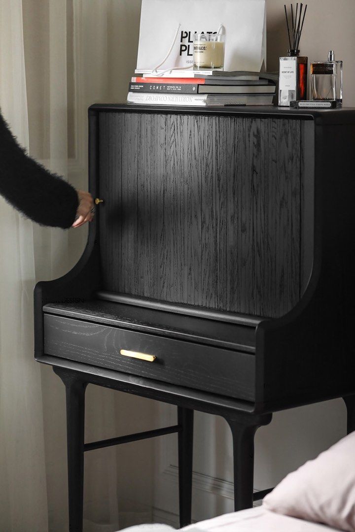 REMES Rustic Solid Wood Vanity Table