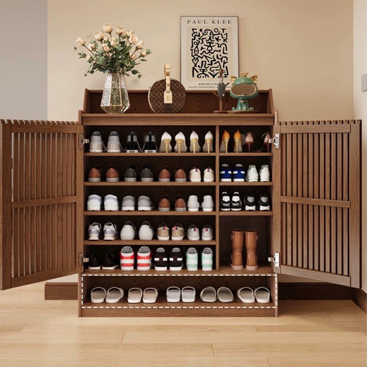 ROBEN Modern Solid Wood Fluted Shoe Cabinet