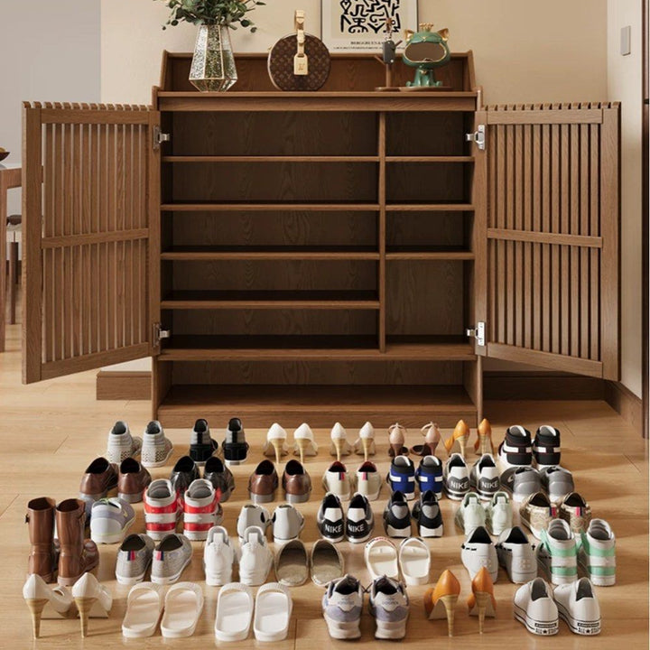 ROBEN Modern Solid Wood Fluted Shoe Cabinet