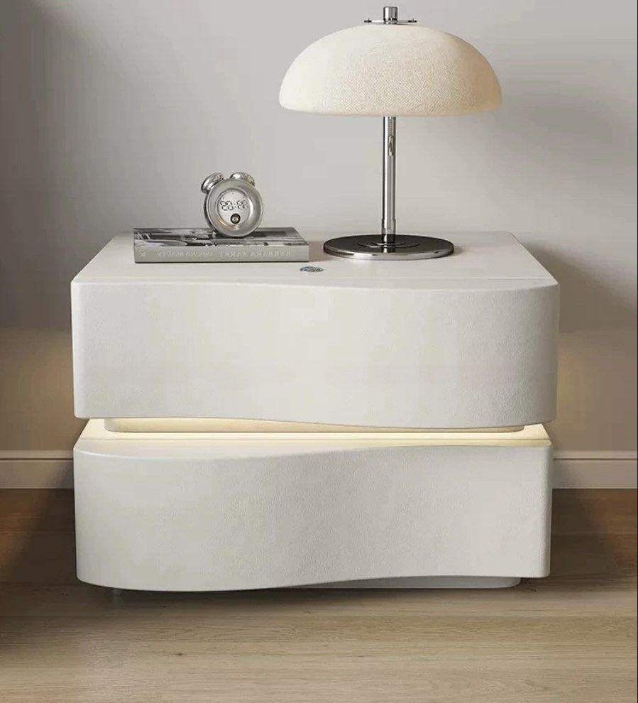 ROBIN Modern LED Bedside Table – Radical Homes