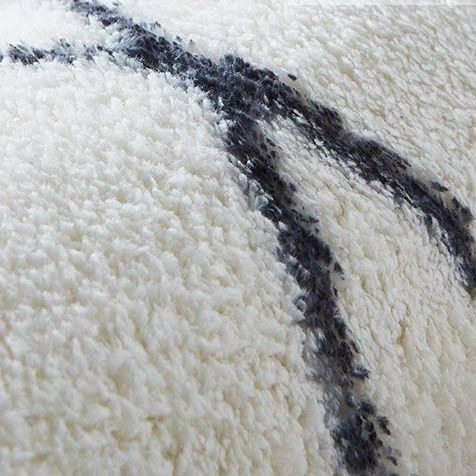 ORVA rug (size customisable)