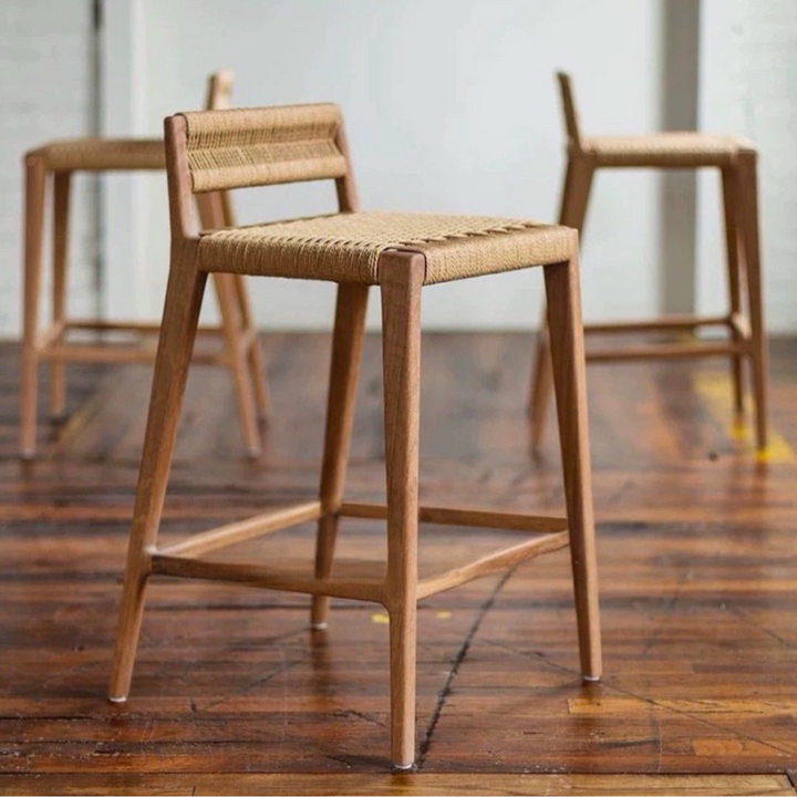 ESTERO Rustic Rattan Bar Stool