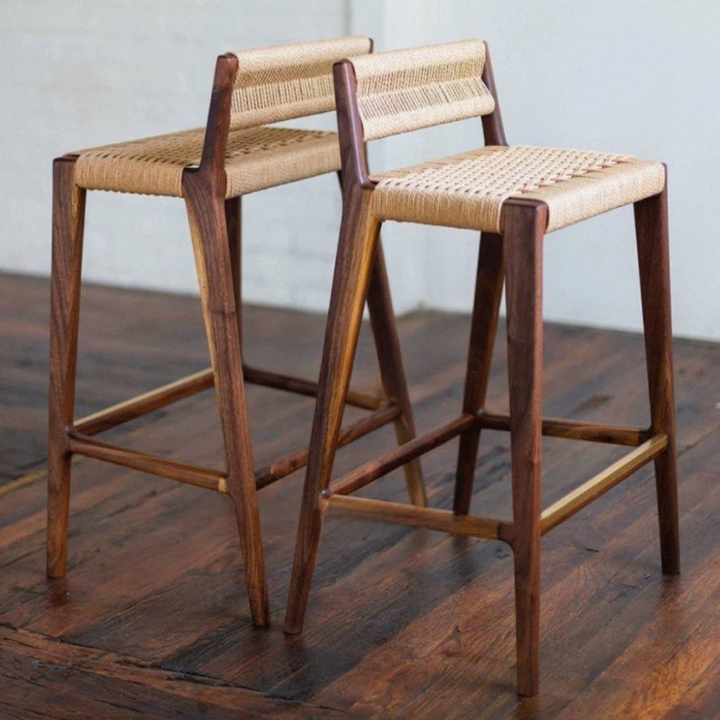 ESTERO Rustic Rattan Bar Stool