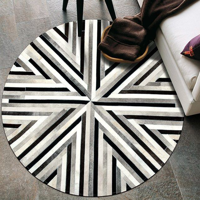 DURIN Modern Round Cowhide Leather Rug