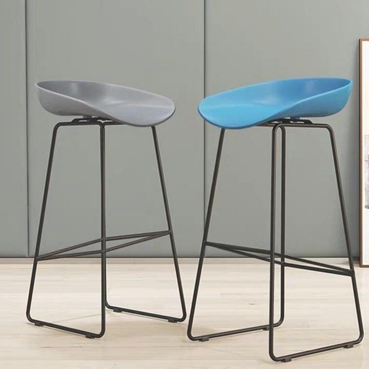 BESI Minimalistic Bar Stool