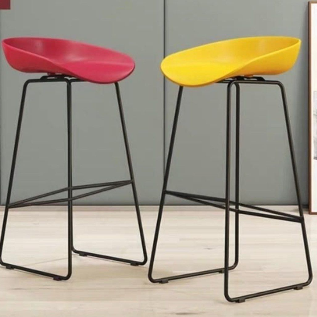 BESI Minimalistic Bar Stool