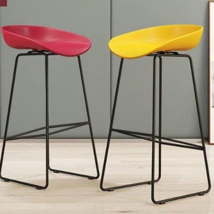 BESI Minimalistic Bar Stool