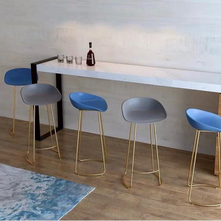 BESI Minimalistic Bar Stool