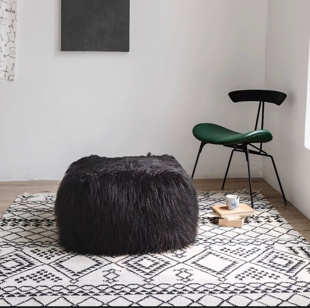 EBERHARD Modern Cushion / Ottoman