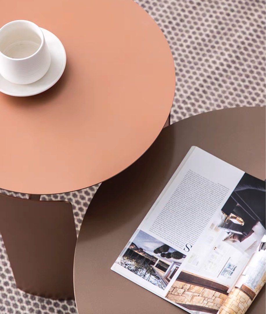 TEODOR Modern Round Coffee Table