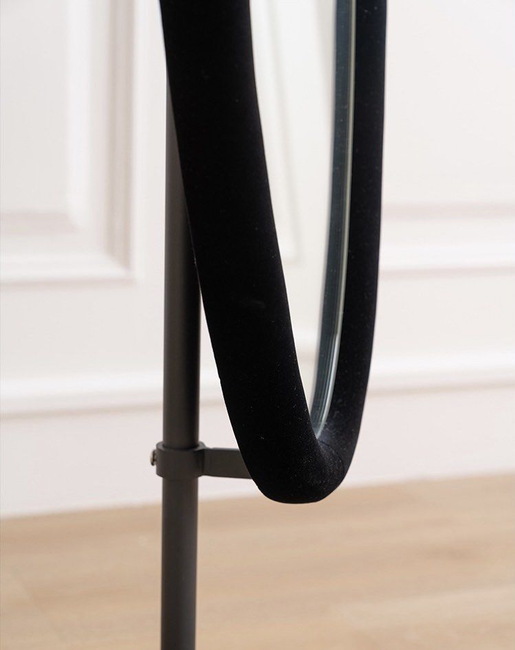 TZU Modern Standing Mirror
