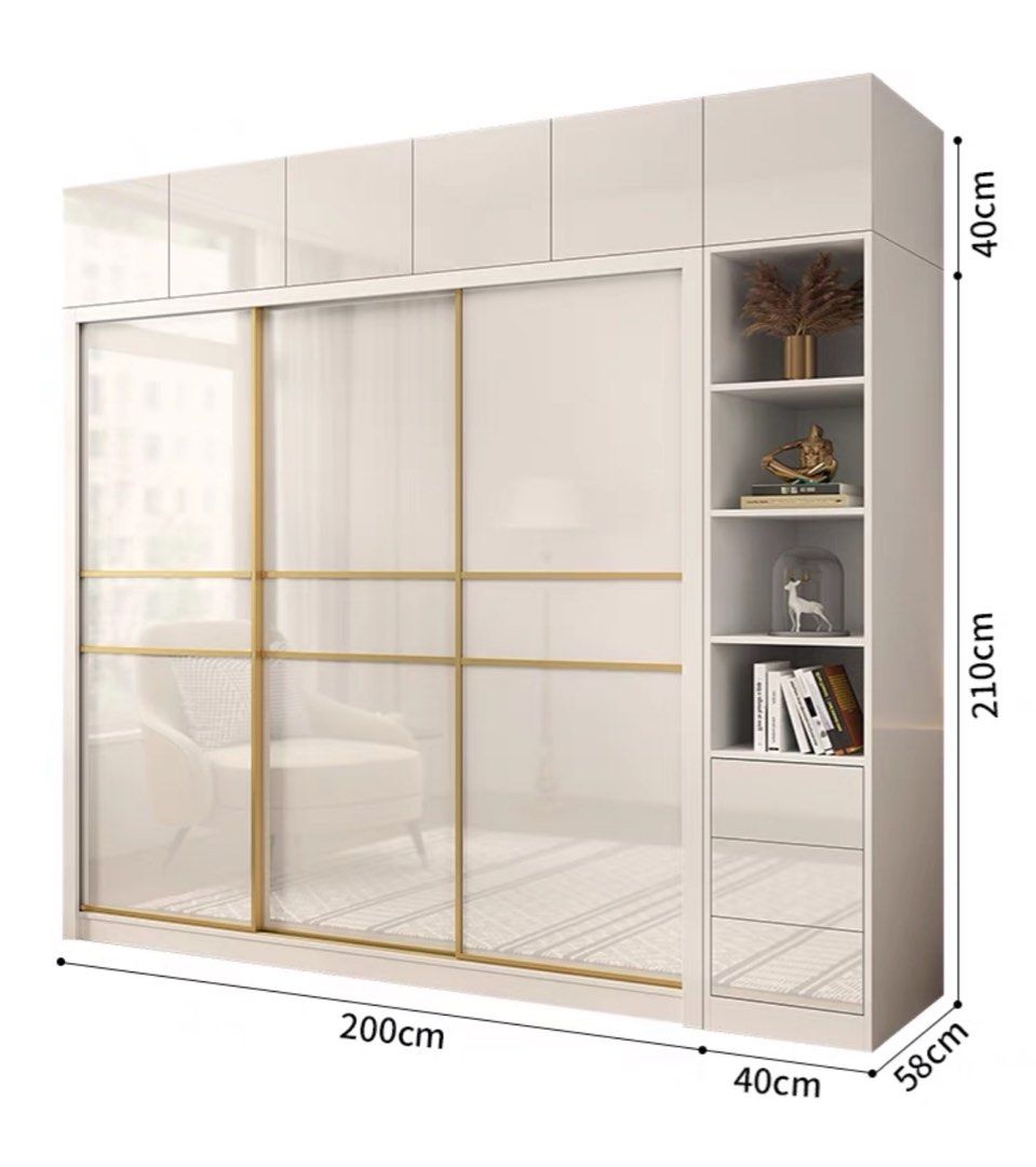 AUGUSTUS Modern Wardrobe
