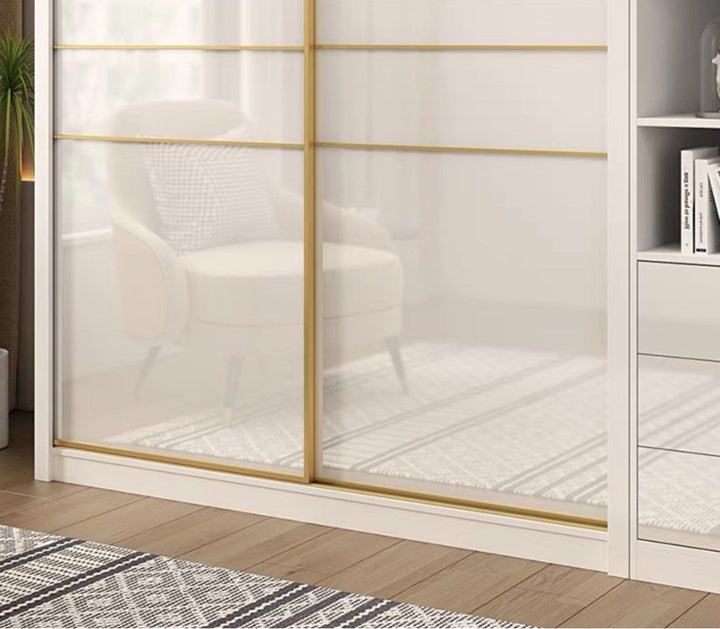 AUGUSTUS Modern Wardrobe
