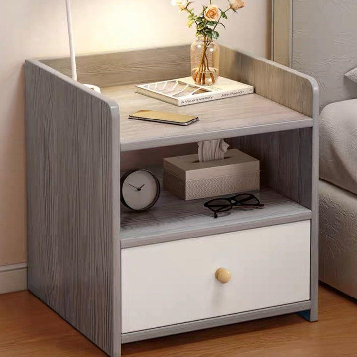 VENDE Bedside Table With Lock